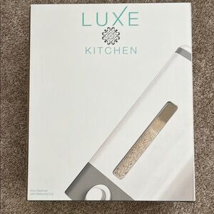 Luxe White Food Storage Container NWOT